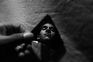 頼れる人がいない時の不安を解消する方法は？